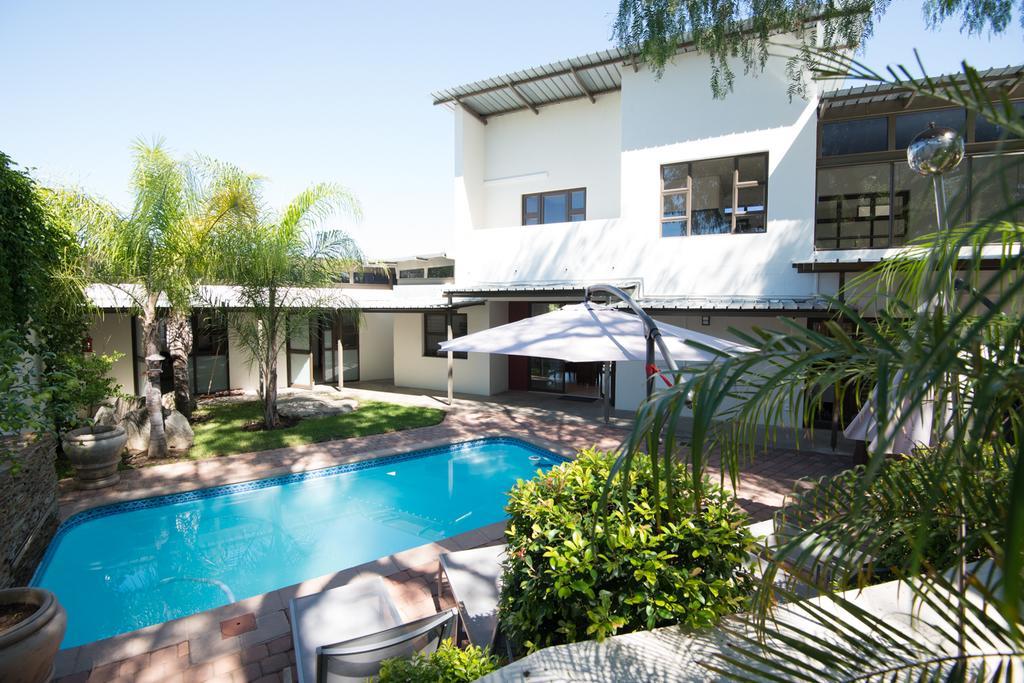 Montebello Guesthouse Windhoek Buitenkant foto